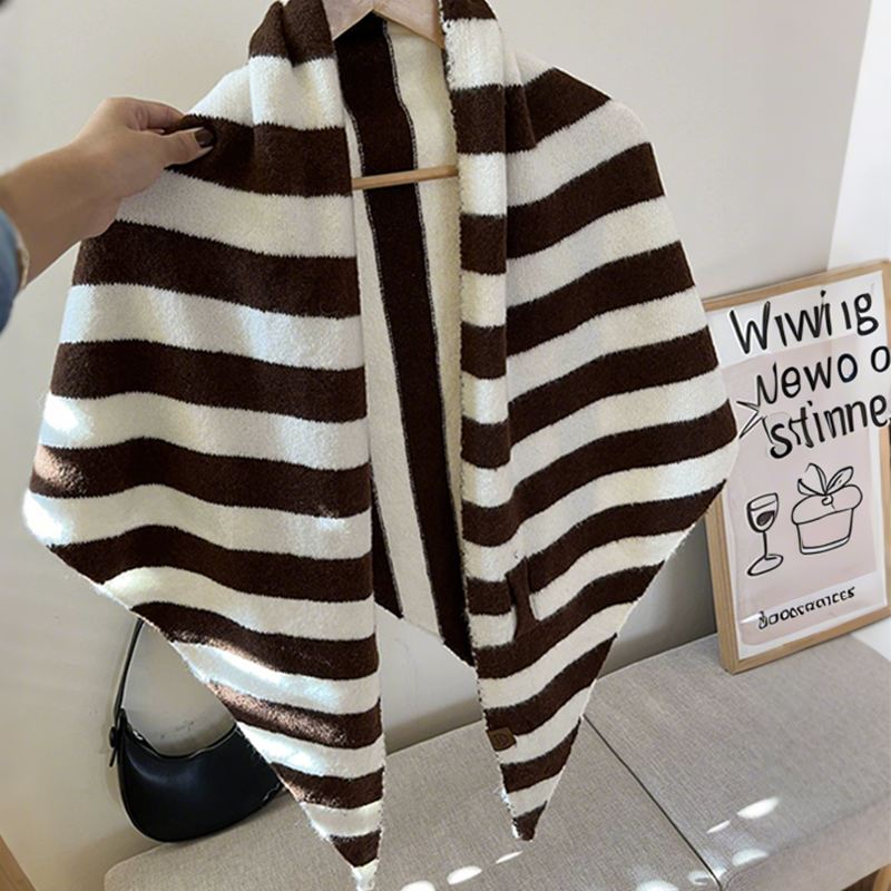 Ladies' Fashionable Triangular Scarf